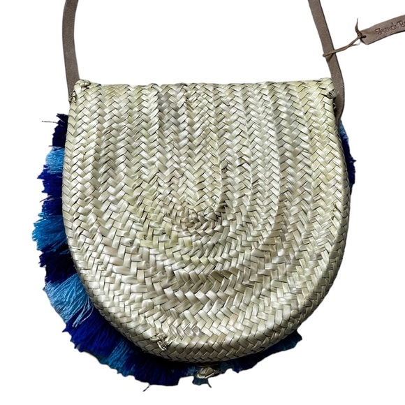 French Baskets Straw Purse Pom Pom Blue Latch Crossbody Beach Handmade New Tag - Picture 2 of 11